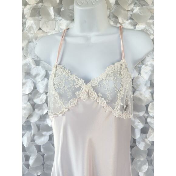 Oleg Cassini Small Long Pink Satin Gown Dress Lace Bridal Elegant Wide Sweep - Picture 3 of 12